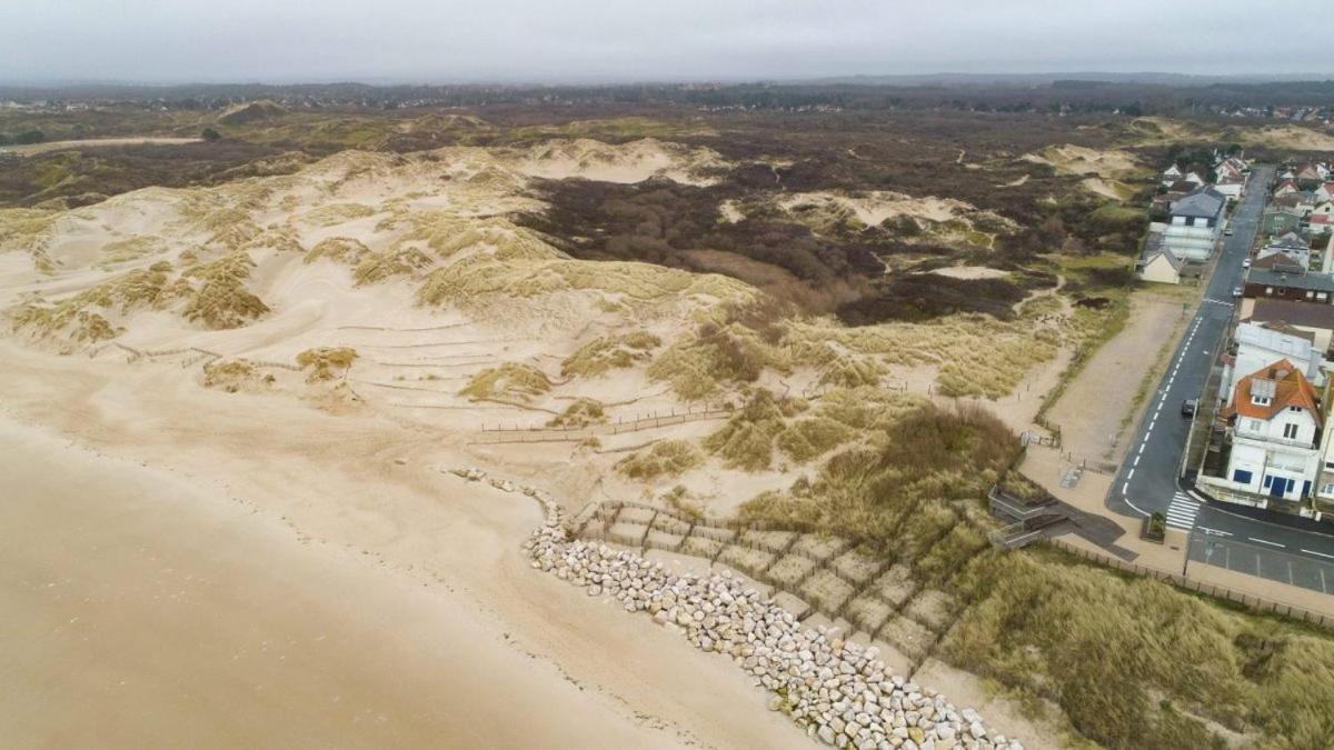 Cottage Proche Du Bord De Mer Et Au Coeur Des Dunes Merlimont Exterior photo